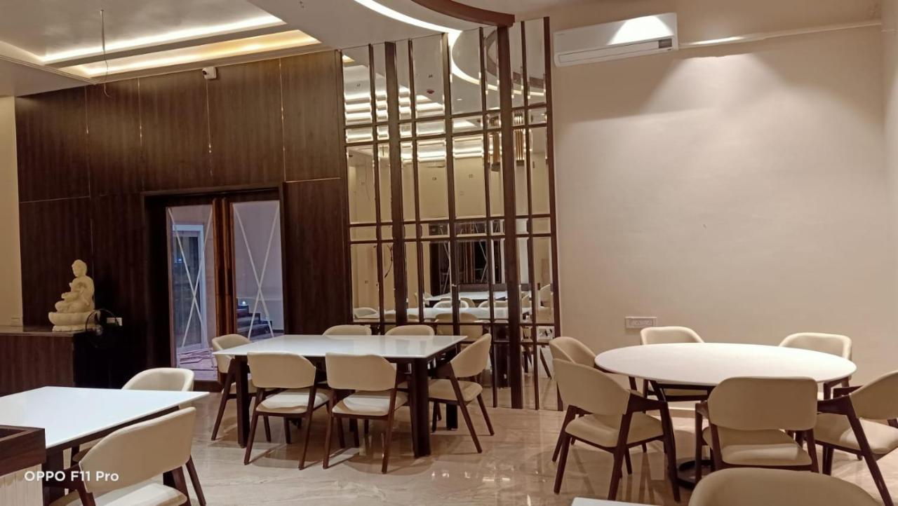 Flamingo Club And Resort Una 3 Km Away From Diu Check Post Exterior photo