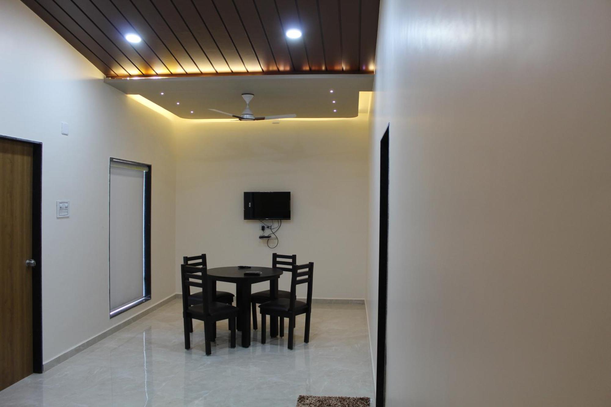 Flamingo Club And Resort Una 3 Km Away From Diu Check Post Exterior photo
