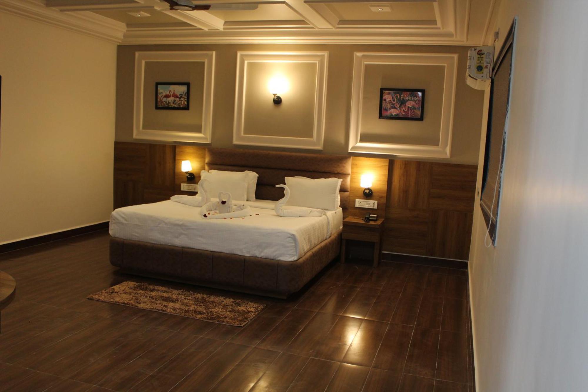 Flamingo Club And Resort Una 3 Km Away From Diu Check Post Exterior photo