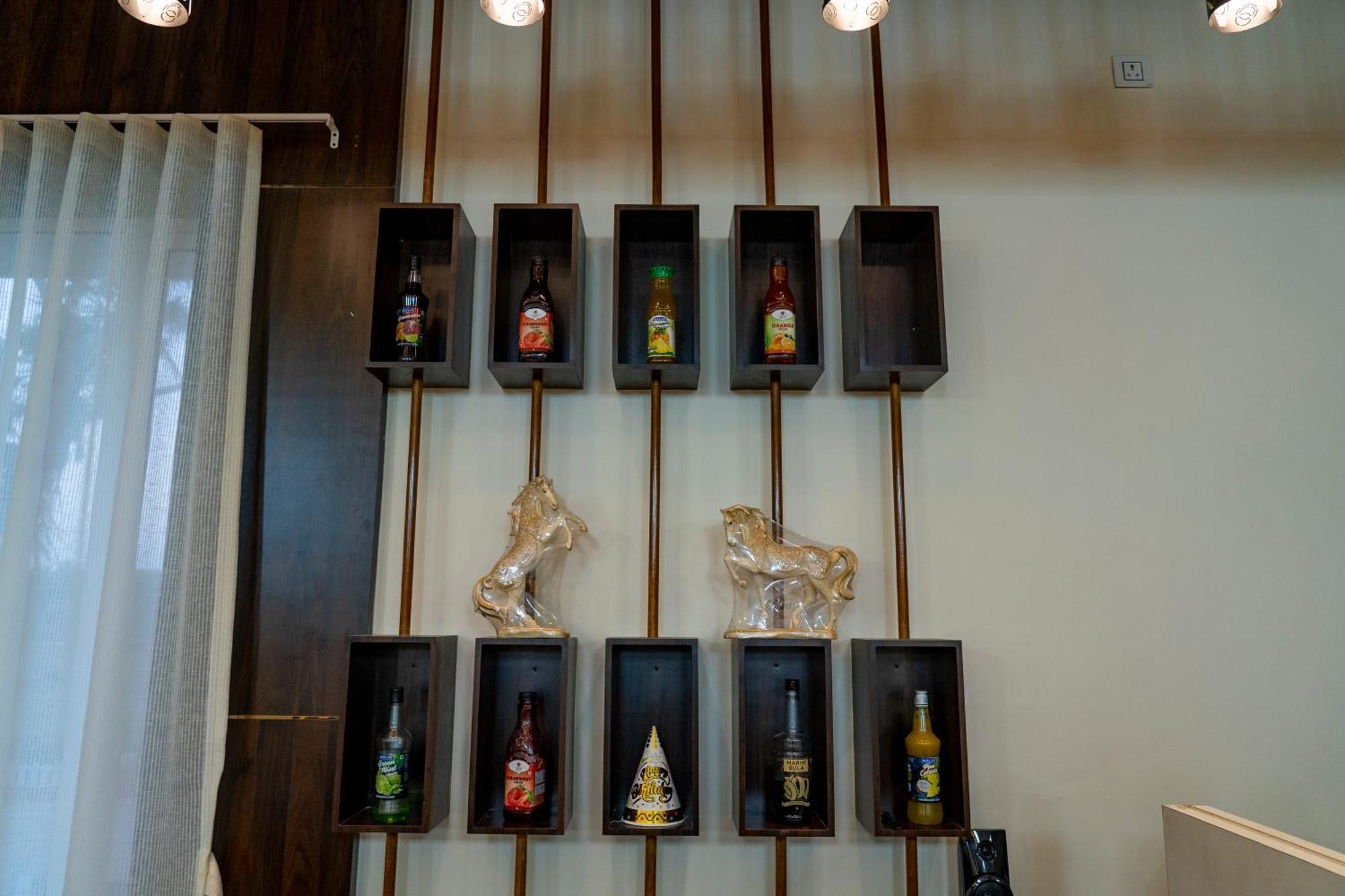 Flamingo Club And Resort Una 3 Km Away From Diu Check Post Exterior photo